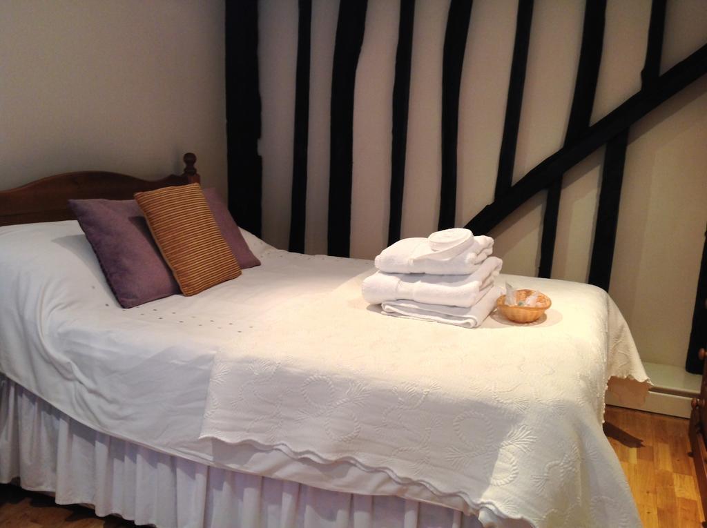 The Stableyard Apartment Bedford Bilik gambar